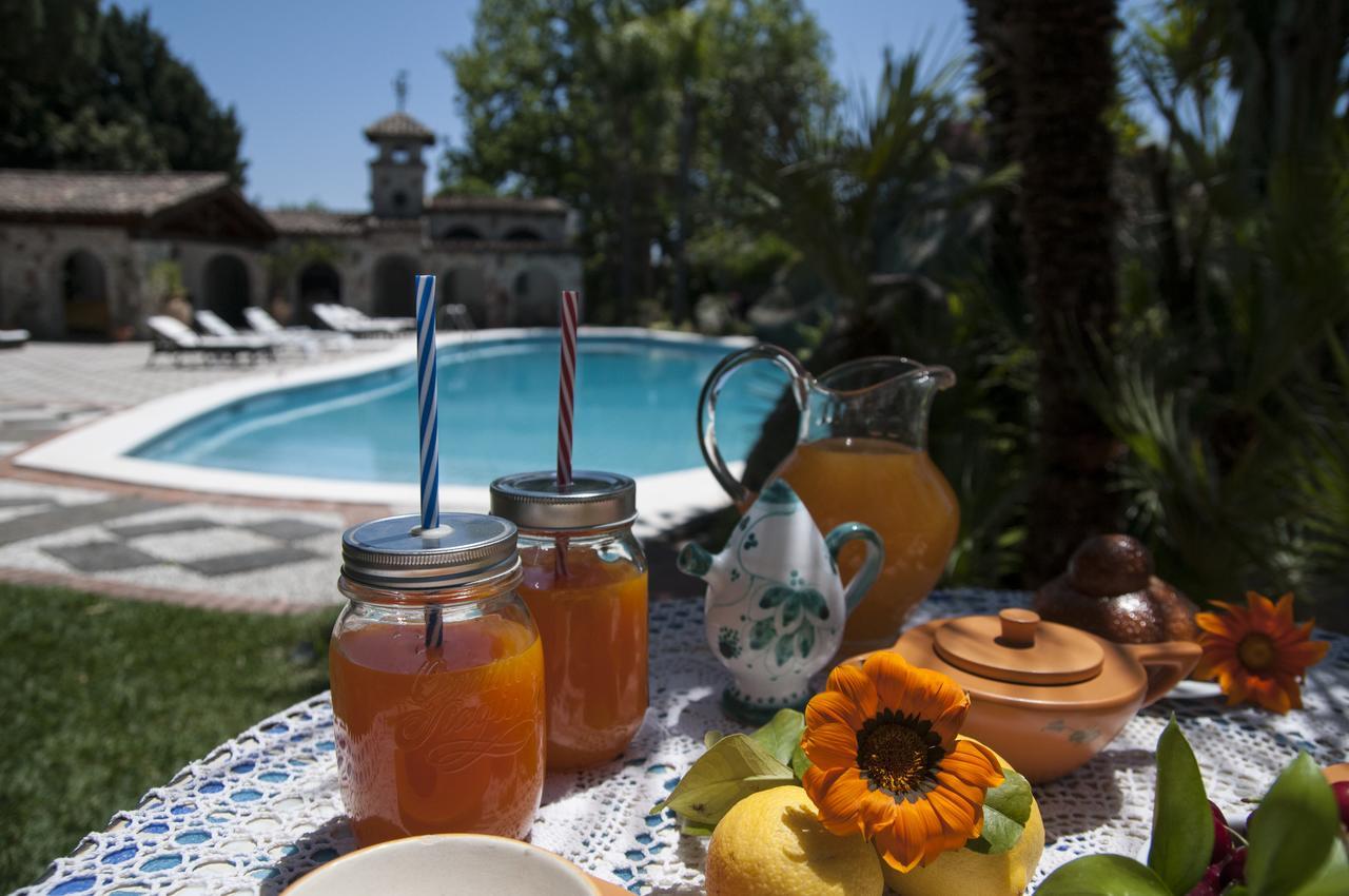 B&B La Villa Giardini Naxos Exterior photo